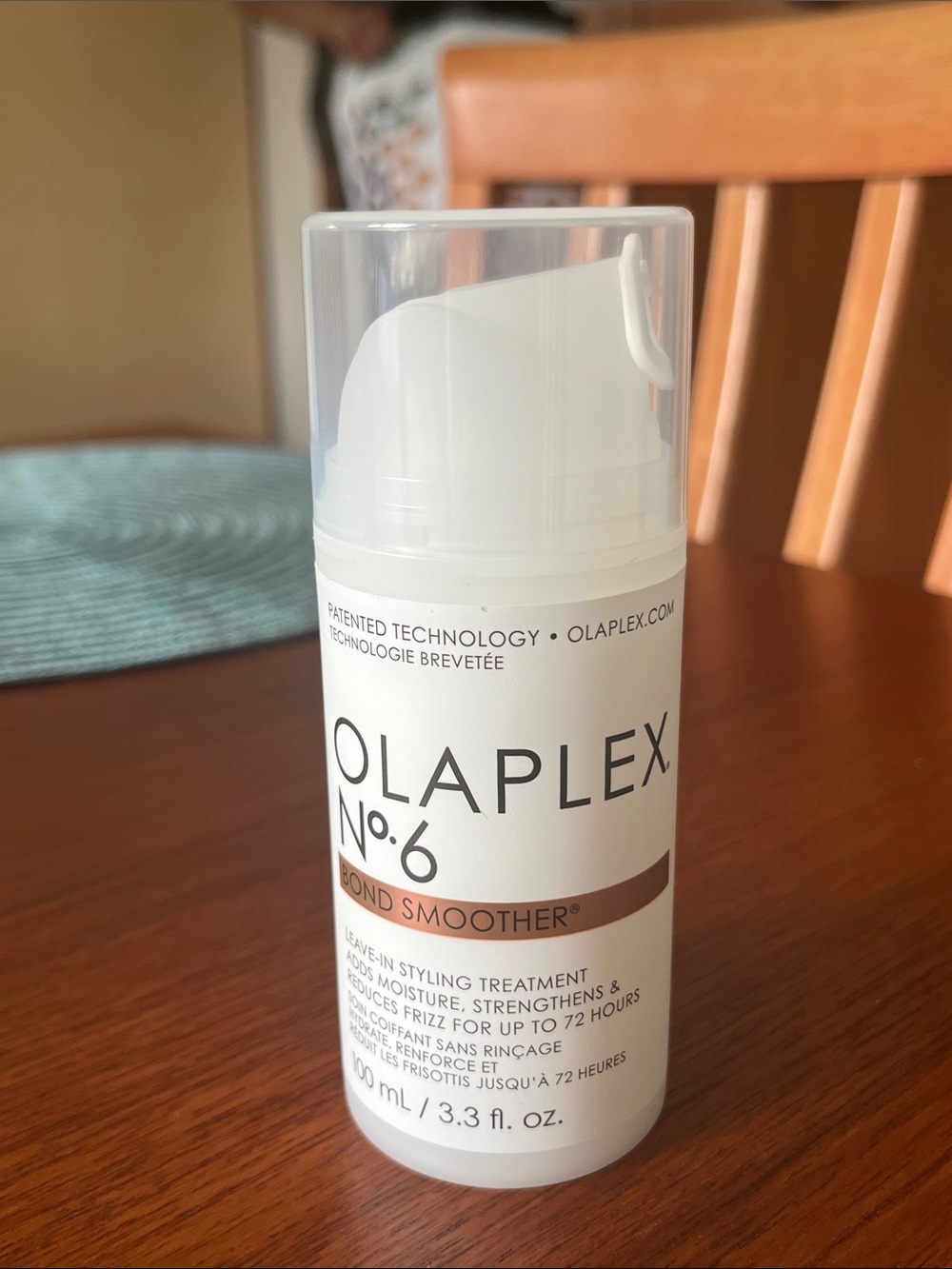 OLAPLEX No.6 Bond Smoother — White & Brown Accent